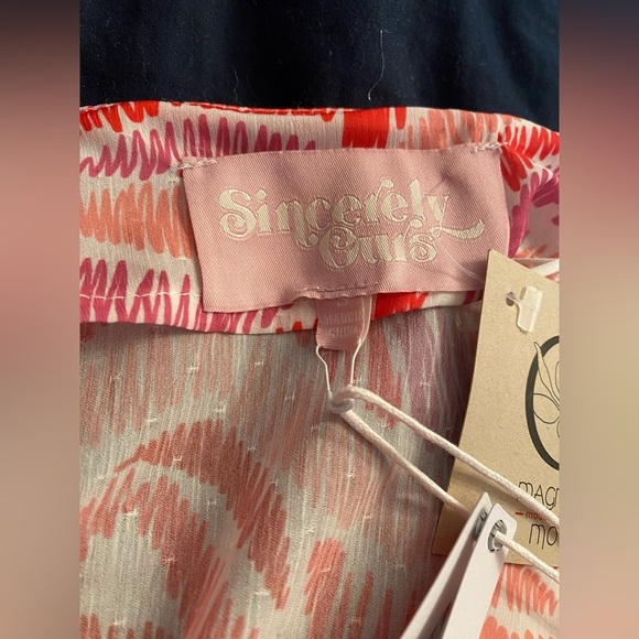 Sincerely Ours Isla Long Sleeve Wrap Dress in Raspberry Kiss Print - Picture 3 of 10